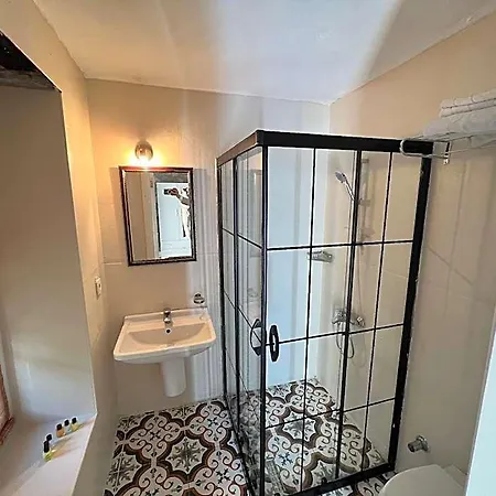 Hotell Tashmahal Butik 5*